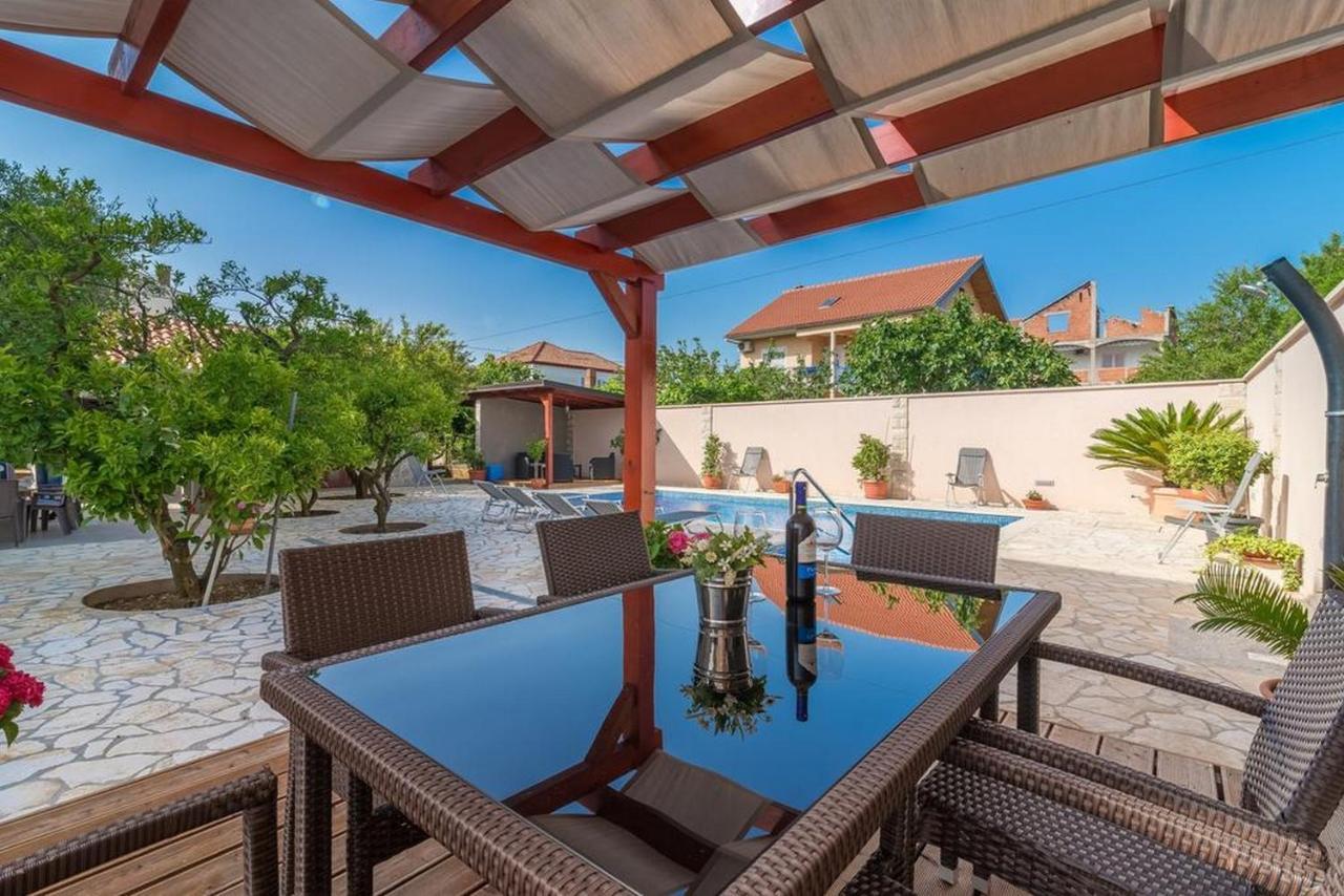 Apartments Villa Odesa With Shared Pool Zadar Exterior photo