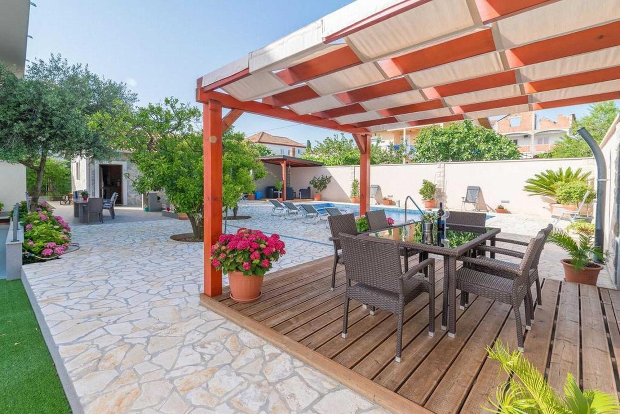 Apartments Villa Odesa With Shared Pool Zadar Room photo