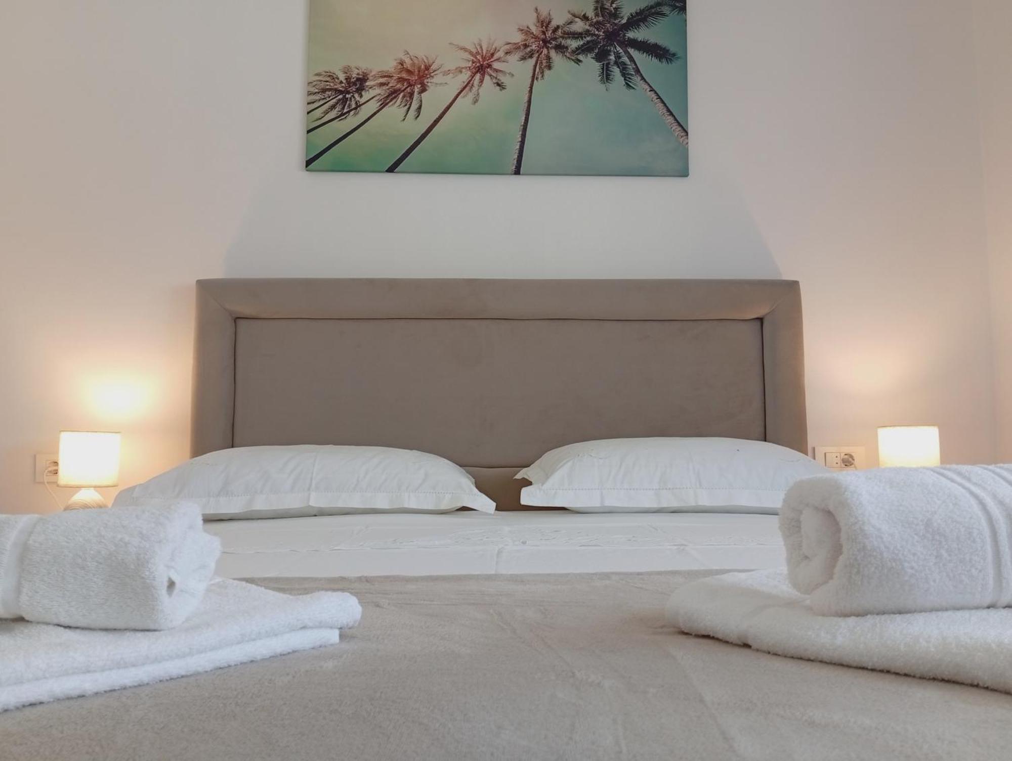 Apartments Villa Odesa With Shared Pool Zadar Exterior photo
